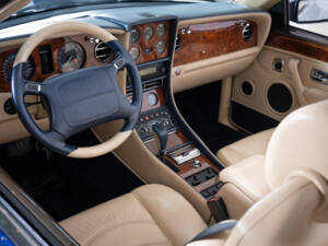 Afbeelding 11/31 van Bentley Azure (1999)
