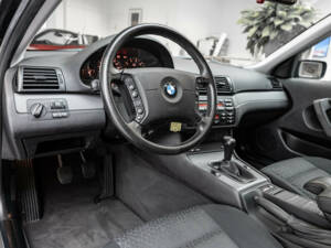 Imagen 15/23 de BMW 318ti Compact (2004)