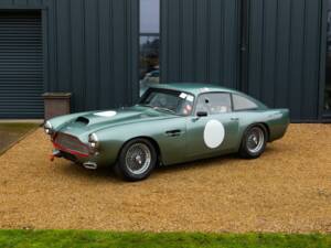 Image 35/50 de Aston Martin DB 4 Lightweight (1961)