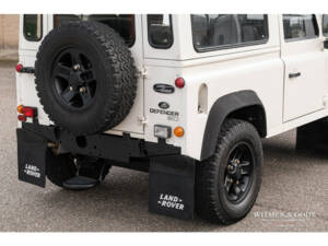 Immagine 6/22 di Land Rover Defender 90 (1995)