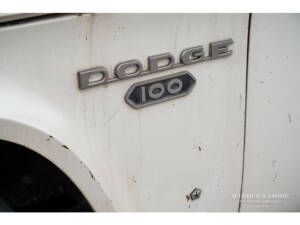 Bild 21/28 von Dodge D 100 (1968)