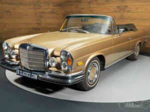 Image 3/19 of Mercedes-Benz 280 SE (1971)