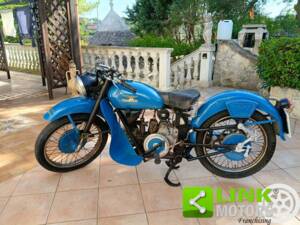 Image 3/10 de Moto Guzzi DUMMY (1952)