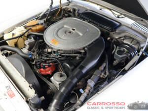 Image 8/50 of Mercedes-Benz 560 SL (1988)