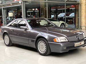 Image 5/49 of Mercedes-Benz SL 280 (1995)