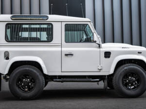Image 4/66 of Land Rover Defender 90 TD4 (2007)