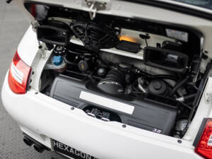 Bild 31/38 von Porsche 911 Carrera GTS (2011)