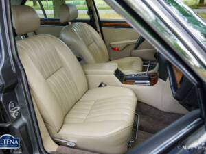 Image 23/57 de Jaguar XJ 12 (1986)