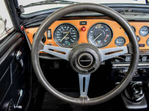 Image 30/50 de Triumph TR 6 (1974)