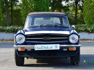 Image 23/50 of Triumph TR 6 (1975)