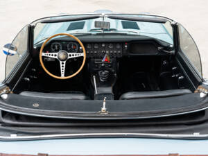 Bild 39/91 von Jaguar E-Type 4.2 (1967)