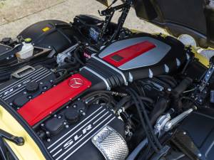 Image 34/37 of Mercedes-Benz SLR McLaren (2008)