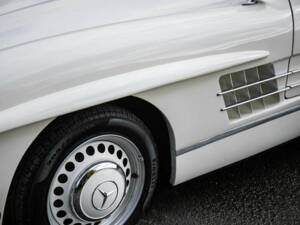 Afbeelding 18/29 van Mercedes-Benz 300 SL (1999)