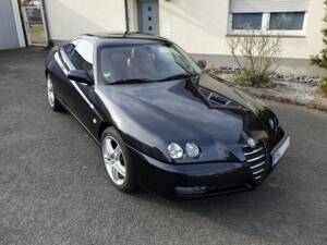 Afbeelding 3/10 van Alfa Romeo GTV 2.0 JTS (2004)