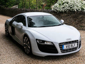 Image 38/38 of Audi R8 V10 (2010)