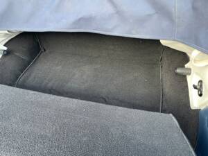 Image 11/17 of Volkswagen Maggiolone 1303 (1978)