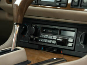 Image 23/50 of Jaguar XJS 6.0 (1993)