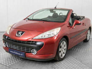 Imagen 18/50 de Peugeot 207 CC 1.6 VTi (2008)