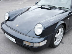 Image 3/97 of Porsche 911 Carrera 4 (1991)