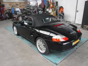 Immagine 8/50 di Porsche Boxster (2000)