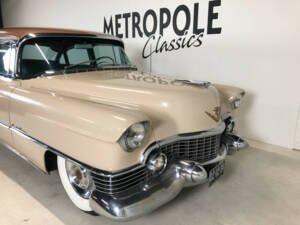 Immagine 6/34 di Cadillac 62 Sedan (1954)