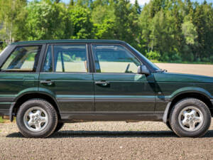 Immagine 13/30 di Land Rover Range Rover 4.6 HSE (1996)