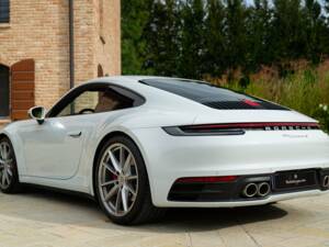 Immagine 6/50 di Porsche 911 Carrera S (2019)