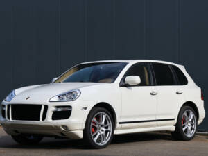 Bild 24/49 von Porsche Cayenne GTS (2009)