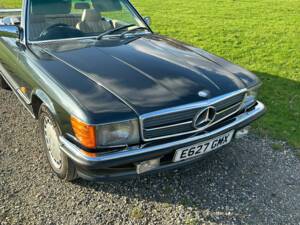 Image 15/71 of Mercedes-Benz 420 SL (1988)