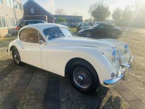 Bild 32/43 von Jaguar XK 140 FHC (1956)