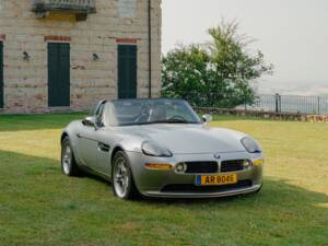 Image 83/185 of BMW Z8 (2001)