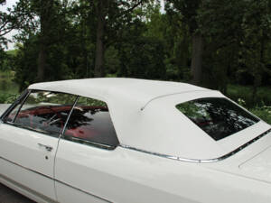 Image 11/28 de Cadillac DeVille Convertible (1965)