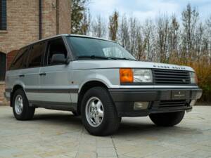 Image 2/50 of Land Rover Range Rover 4.6 HSE (1998)