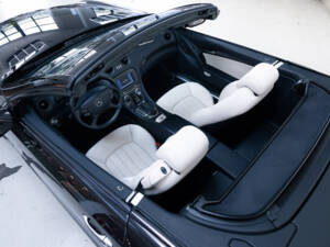 Image 27/43 of Mercedes-Benz SL 55 AMG (2007)