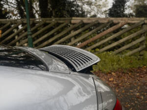 Image 5/14 de Porsche 911 Carrera 4S (2002)
