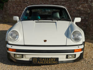 Image 28/50 of Porsche 911 Turbo 3.3 (1986)