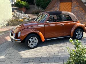 Immagine 3/27 di Volkswagen Beetle 1303 LS (1978)