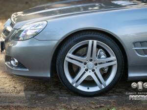 Bild 3/10 von Mercedes-Benz SL 350 (2011)