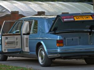 Image 18/50 de Rolls-Royce Silver Spur III (1995)