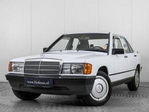 Imagen 3/50 de Mercedes-Benz 190 D (1986)