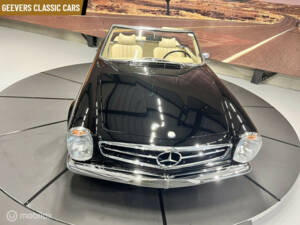 Image 15/46 de Mercedes-Benz 280 SL (1970)