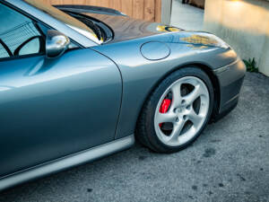 Afbeelding 29/50 van Porsche 911 Carrera 4S (2004)