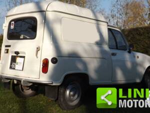 Image 7/10 of Renault R 4 F4 (1982)