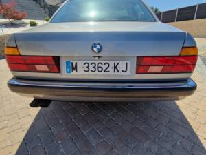 Afbeelding 21/40 van BMW 750iL (1989)