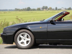 Image 17/44 of Aston Martin Virage Volante (1993)