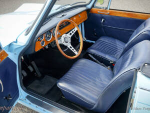 Image 5/26 de Triumph Vitesse 2-litre Mk II (1968)