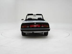 Imagen 7/15 de Alfa Romeo 2000 Spider (1984)