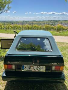 Image 18/22 de Volkswagen Golf I Cabrio 1.8 (1992)