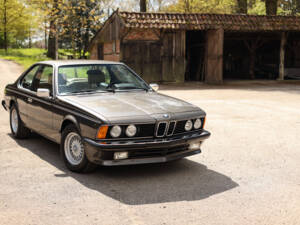 Imagen 2/60 de BMW 635 CSi (1980)