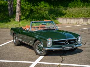 Image 5/46 of Mercedes-Benz 280 SL (1968)